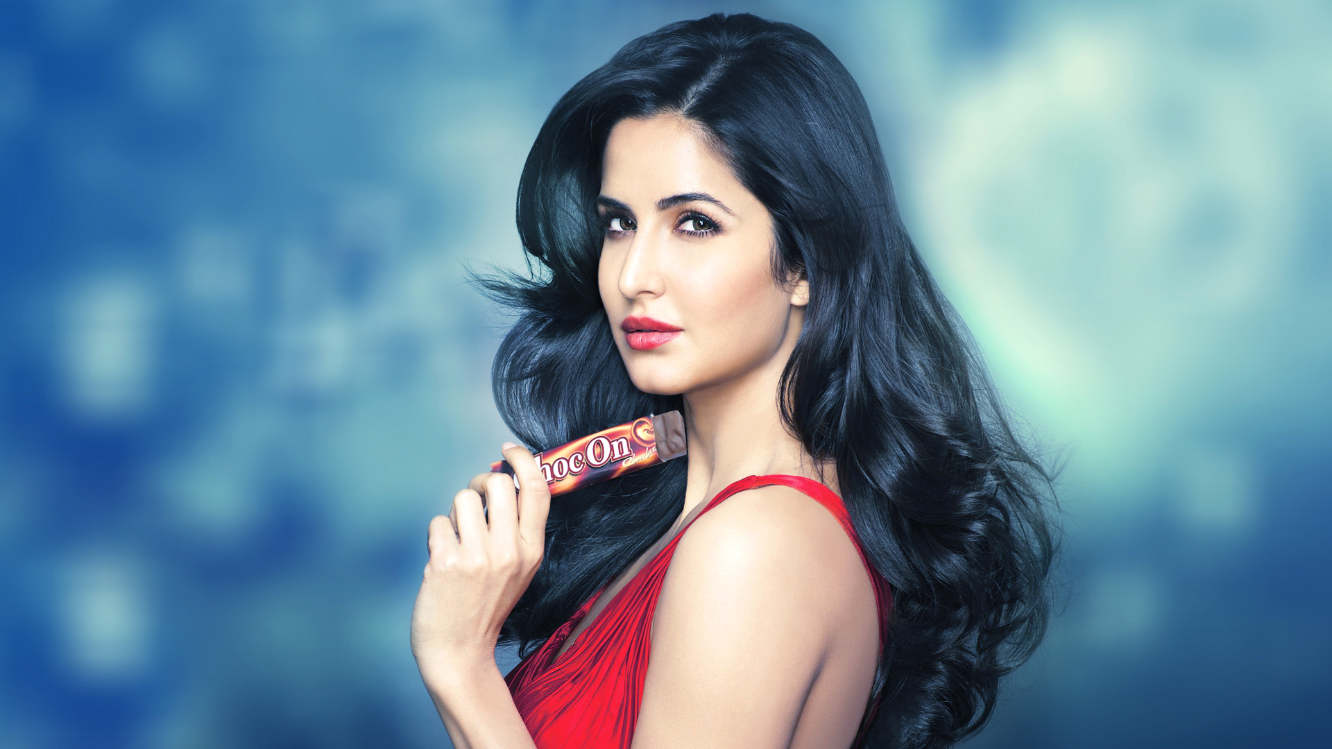 Top 10 Bollywood Divas with Red Lips