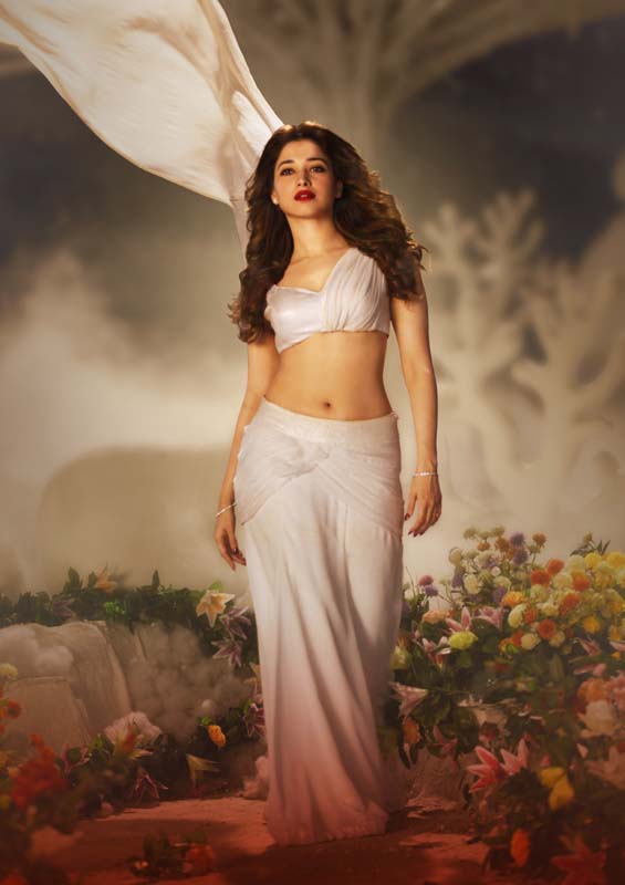 Sexy Tamannaah Bhatia in white dress. 
