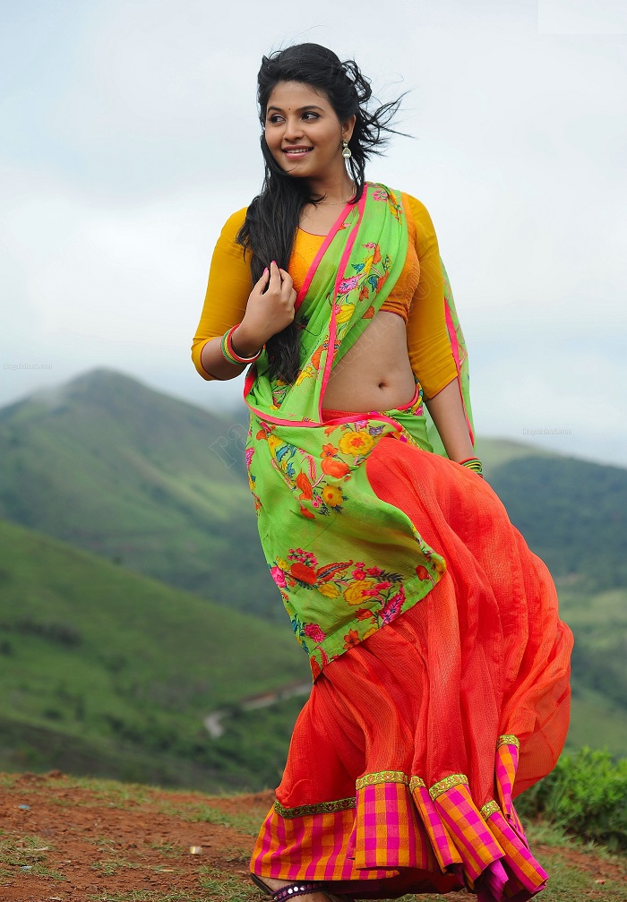 Tollywood actress Anjali in saree