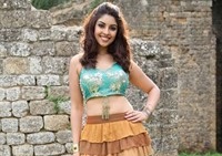 Richa Gangopadhyay latest photoshoot pics in hd