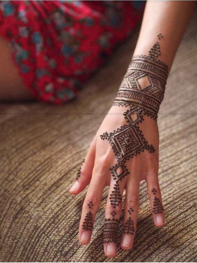 Moroccan mehendi designs