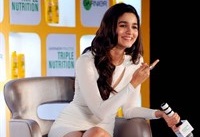 Actress Alia Bhatt hot legs pictures.