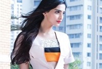 Matchless Beauty Sonam Kapoor Hot pictures.