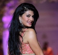 Jacqueline Fernandez pink langha hot wallpaper