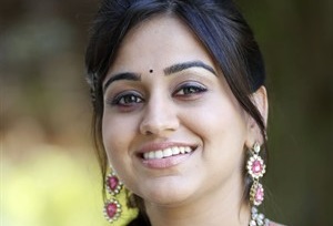 aksha Pardasany telgu actress