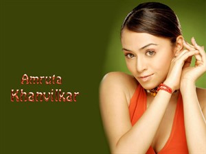 Amruta Khanvilkar HD wallpaper