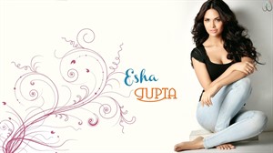 Esha Gupta Hot & Bold Wallpaper