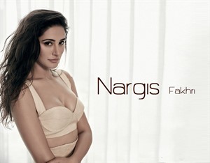 Nargis Fakhiri show cleavages