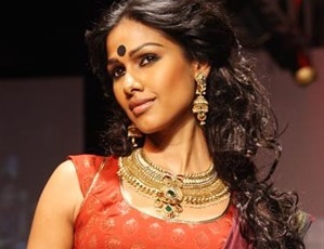 Nethra Raghuraman indian female model hot look