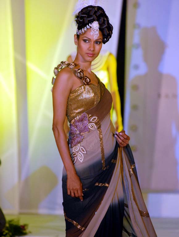 Nethra Raghuraman hot indian model