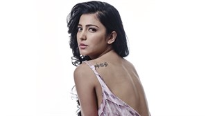 Free Download Shruti Hassan New Wallpapers 2016,South Indian Actress Shruti Hassan HD Wallpapers,shruti hassan backless image,pics