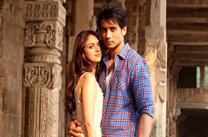 Download Aditi Rao Hydari hot couple photo shoot 