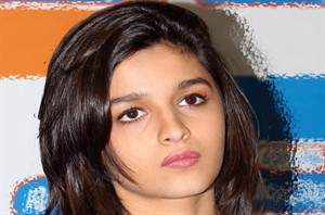  Alia Bhatt cute face pictures, photos, pics