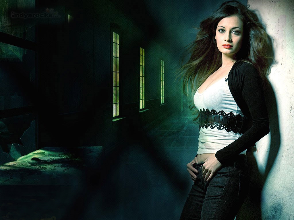 bollywood hot actress Dia Mirza cute photos Free download Hot Dia Mirza HD images