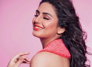 Download Latest,New,Hd,Full Hd,Image,Images,Pic,Pics,Picture,Pictures,Wallpaper,Wallpapers Of Huma Qureshi,Qreshi.
