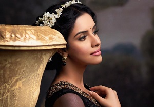 Asin Hot And Bold Wallpapers In Hd