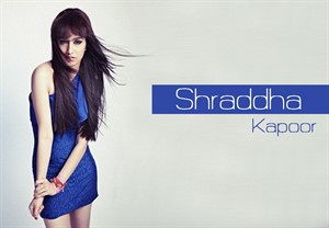 hot Shraddha Kapoor wallpapers with hot legs