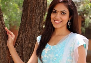 Ritu Varma cute smile wallpapers hd
