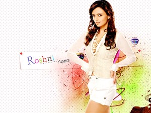 Roshni Chopra hot legs wallpaper