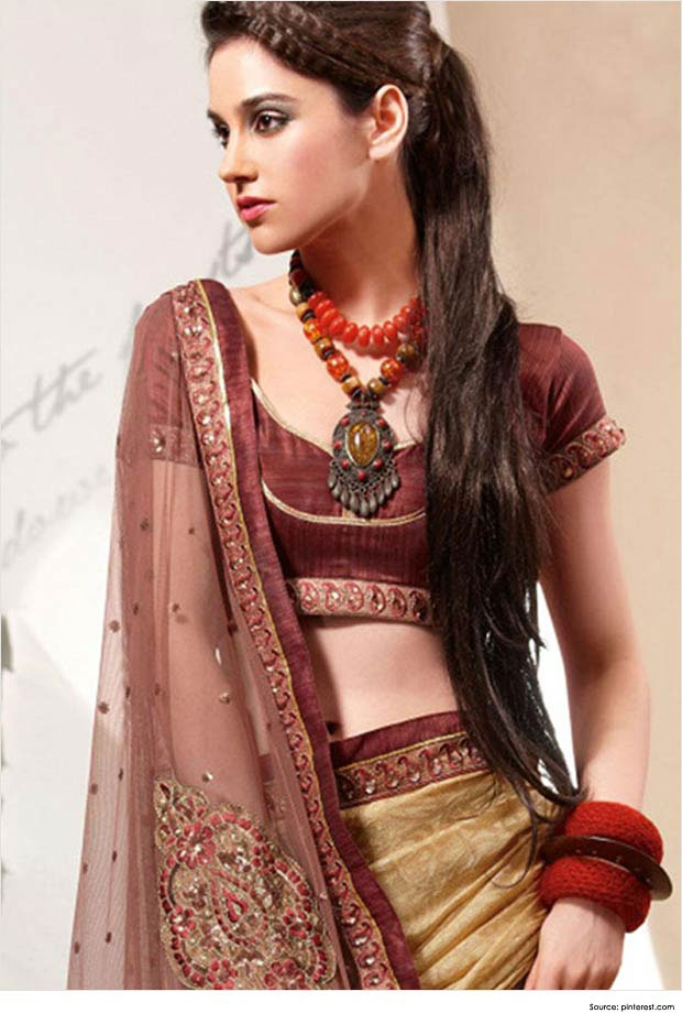 Top 12 Sexy Hairstyles for Sarees | Saree Hairstyles | Welcomenri Top 12 Sexy Hairstyles for Sarees | Saree Hairstyles | Welcomenri
