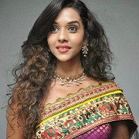 Regional Actress Anupriya In Transparent Saree