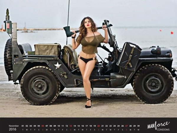 photoshoot of Sunny Leone