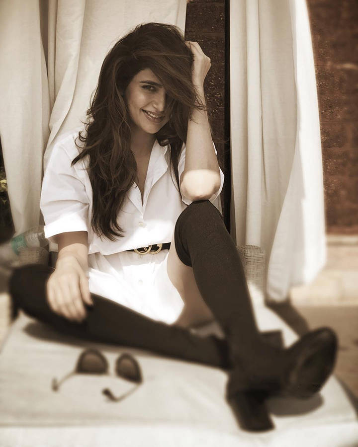 Karishma Tanna Latest Hot