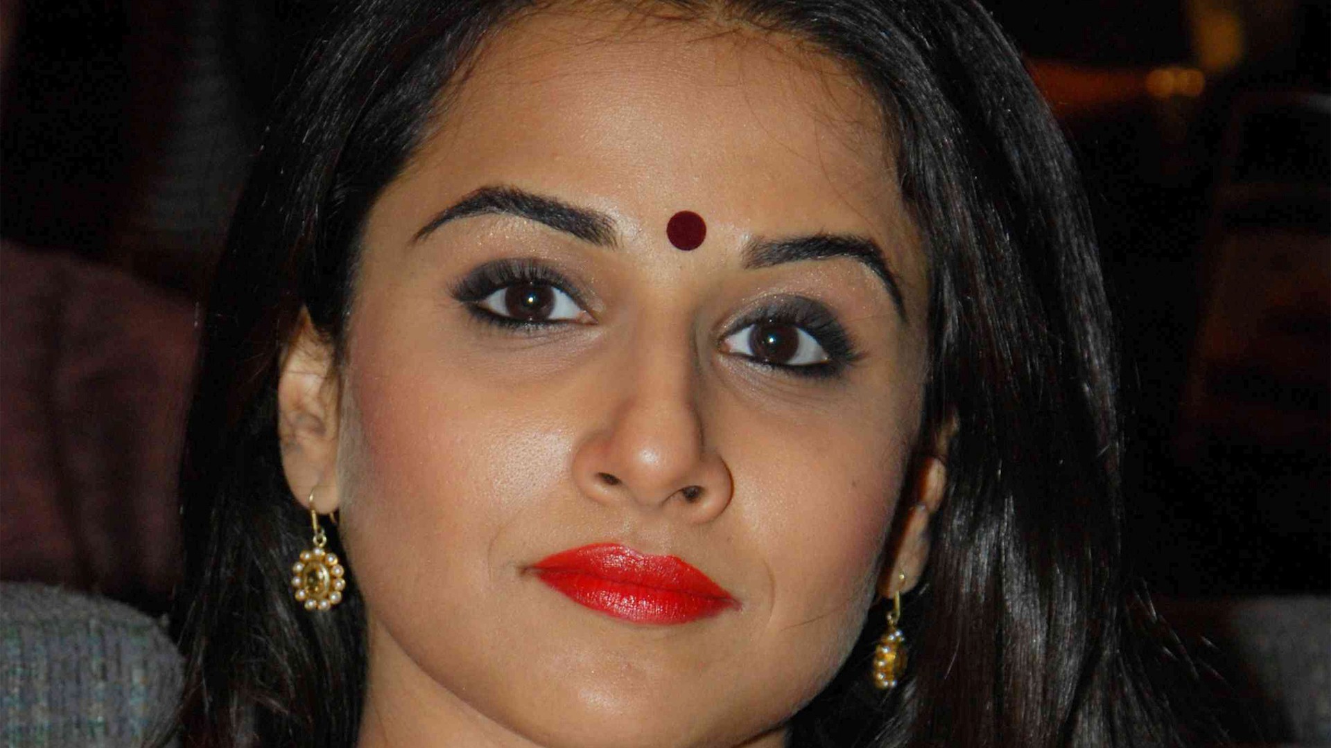 Aishawarya Rai in red lipstick