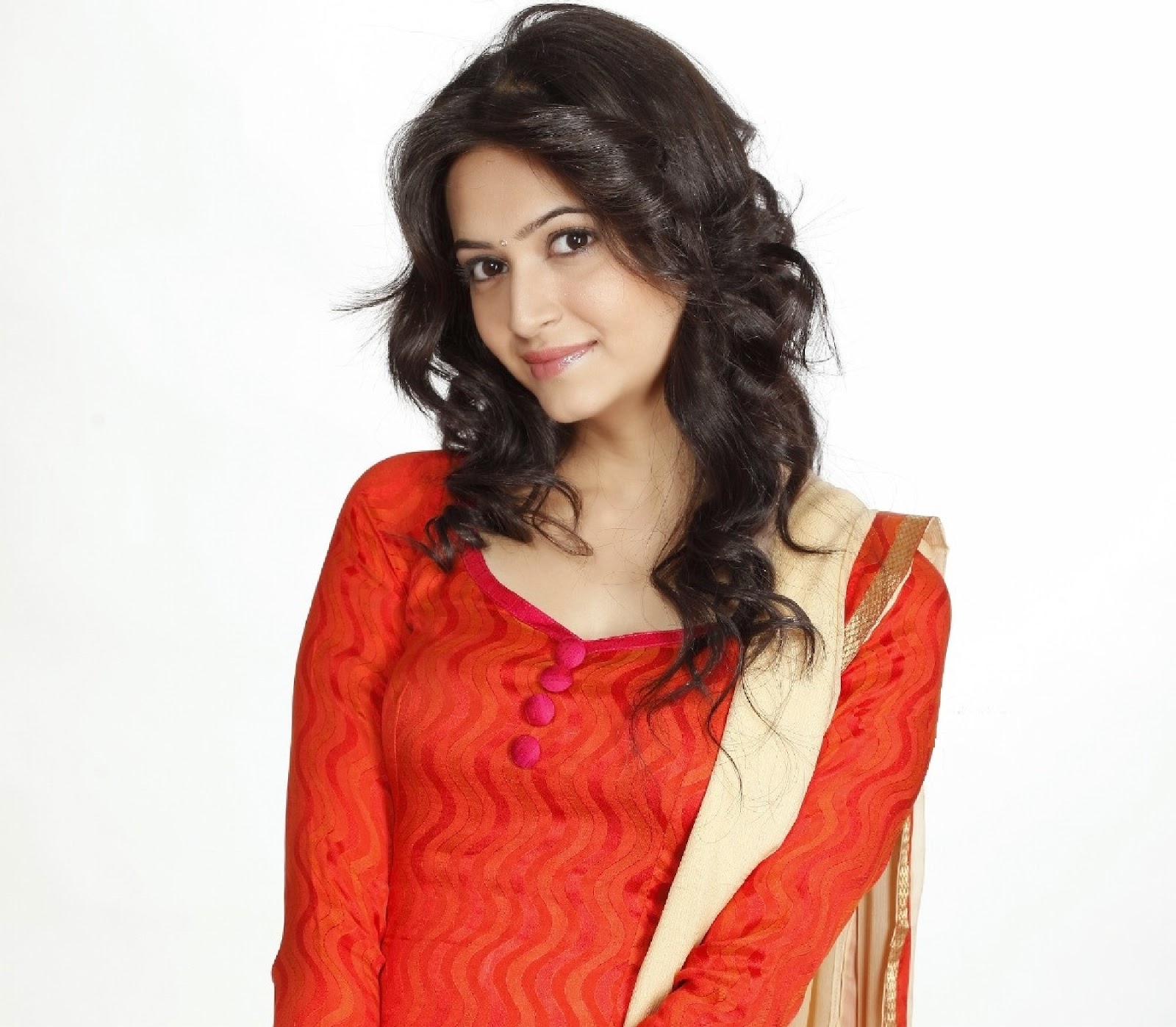 Indian Actress Kriti Kharbanda Hot  Pics