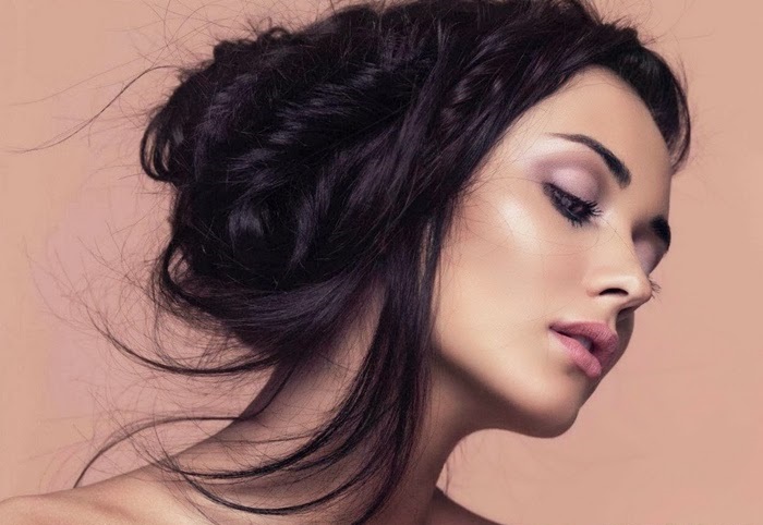 Amy Jackson Hot Wallpaper