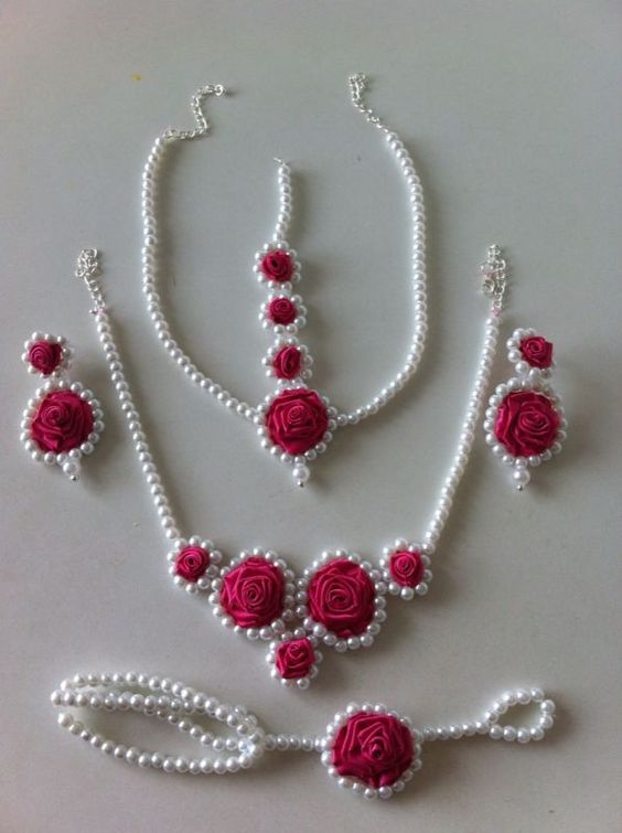 Beautiful Flower Jewellery Designs For Indian Brides Wedding Ceremony