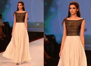 Boat Neckline Dress Pattern for Girls