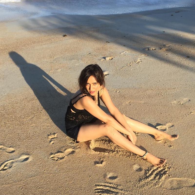 Hot Pics of Neha Sharma