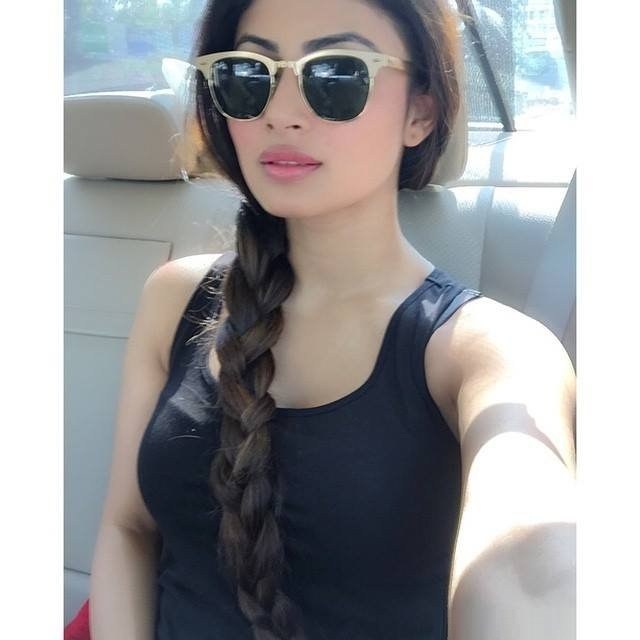 Mouni Roy  Wallpapers