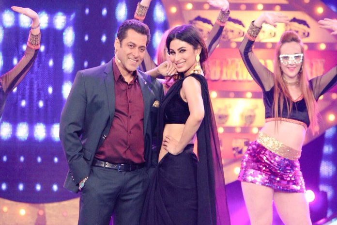 Mouni Roy  Wallpapers
