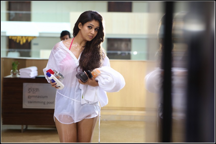 Nayanthara Sizzling Hot Bikini HD Wallpapers