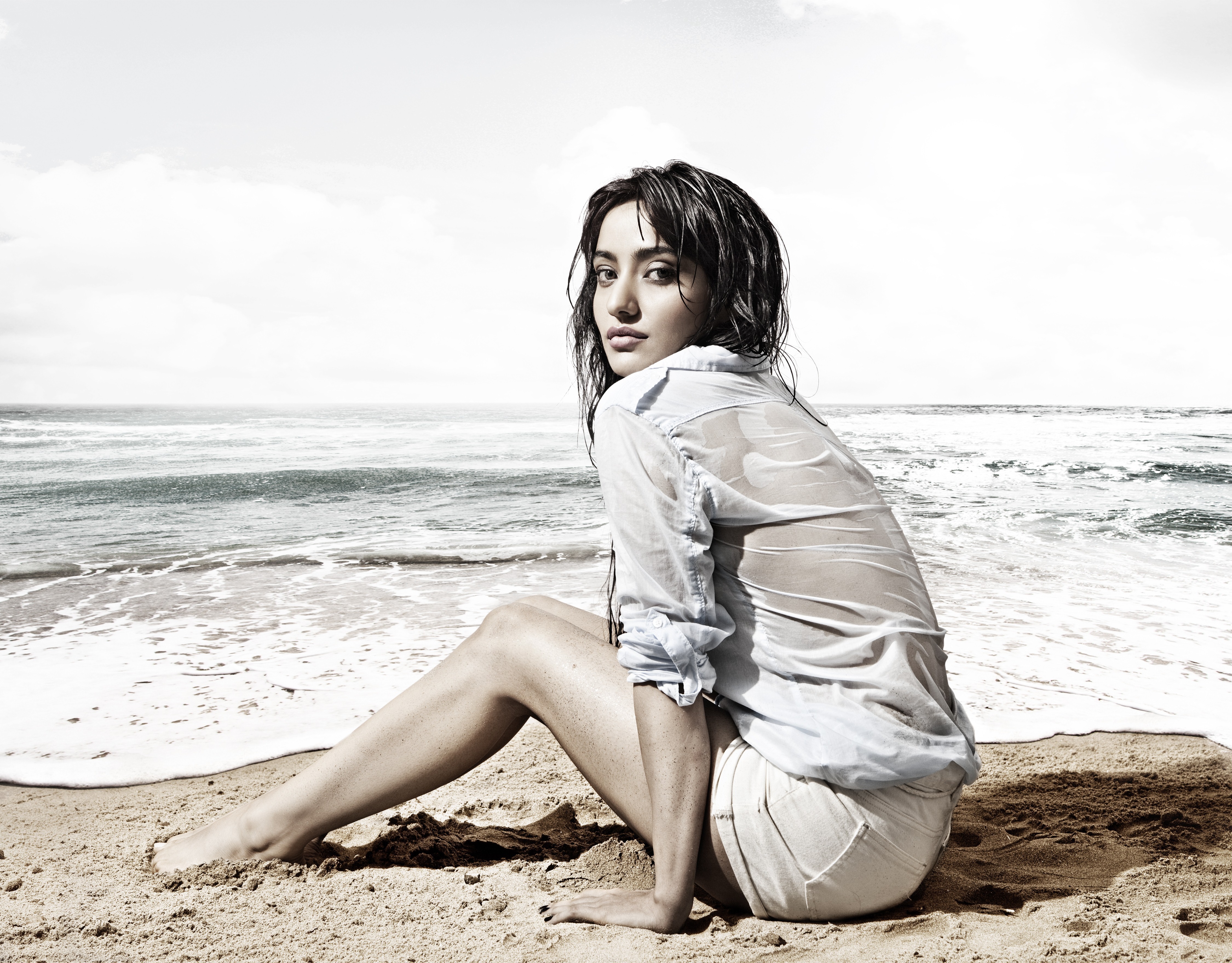 Neha Sharma hot and sexy in bikini