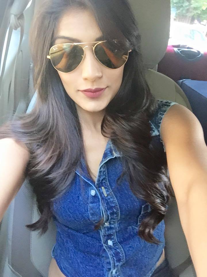 Ishita Raj Hot Photos