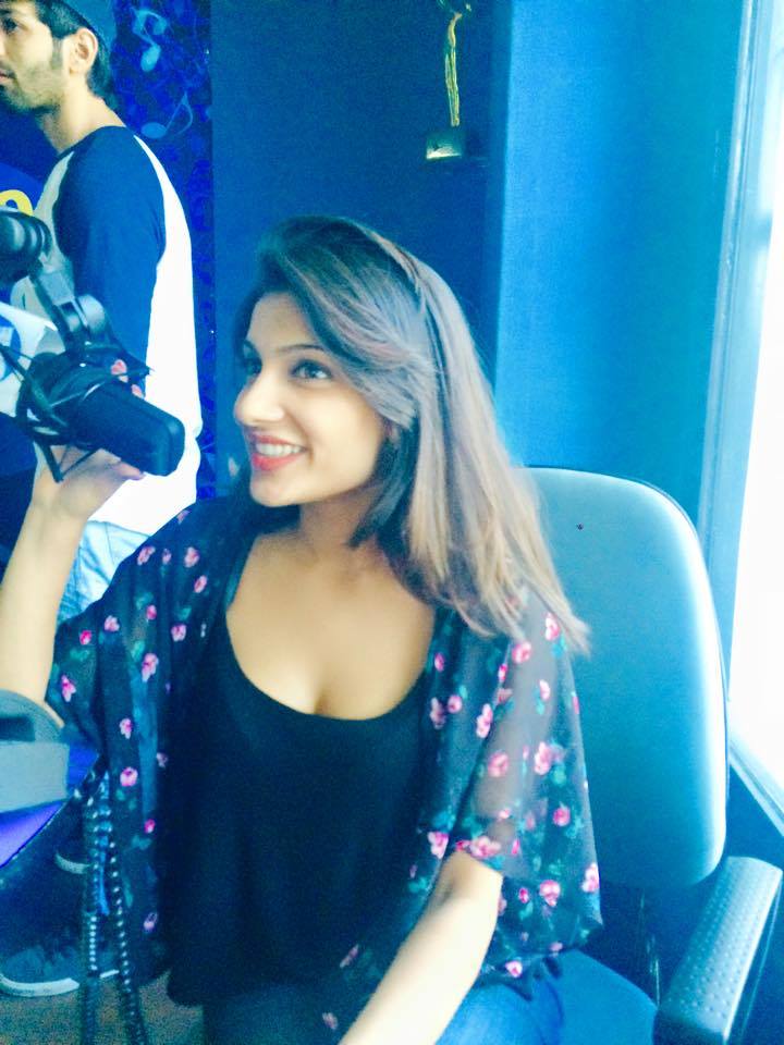 Ishita Raj Hot Photos