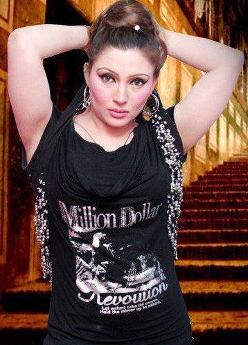 New South Indian Actress with Kiran Rathod Hot Pics