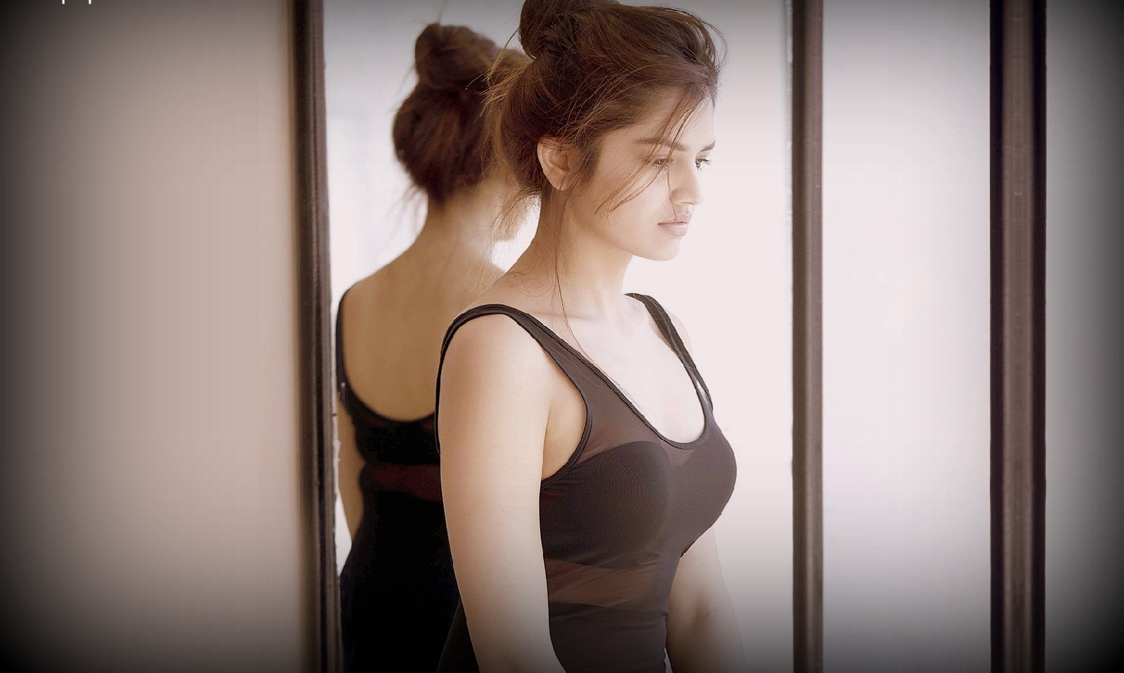 Tara Alisha Berry Hot images and photos