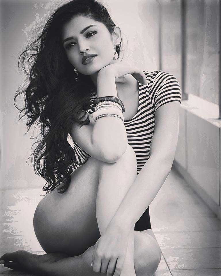 Tara Alisha Berry Hot images and photos.