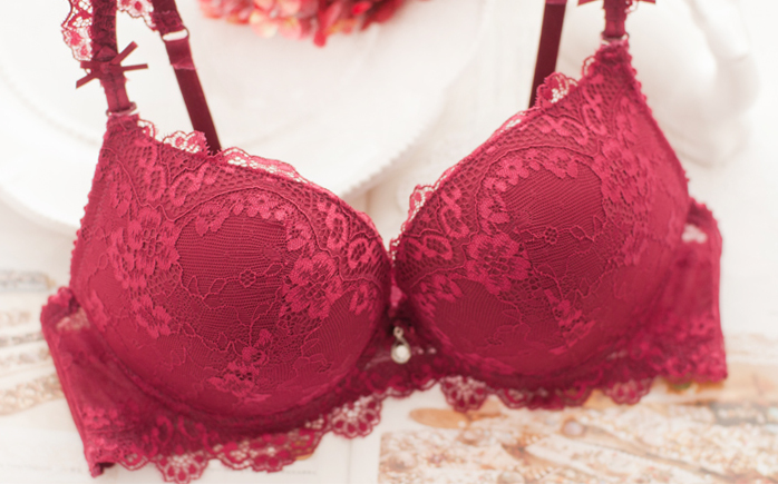 Tips To Buy Bridal Lingerie & Nightwear