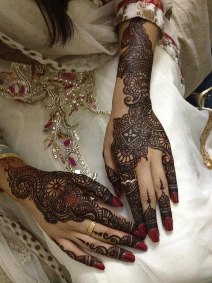 Latest Best Beautiful Bridal Mehandi Designs