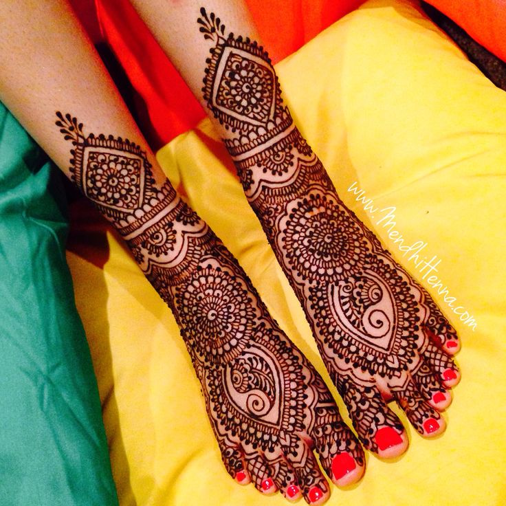 Latest Best Beautiful Bridal Mehandi Designs