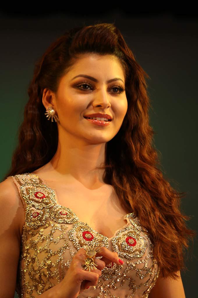 Urvashi Rautela hot Pics