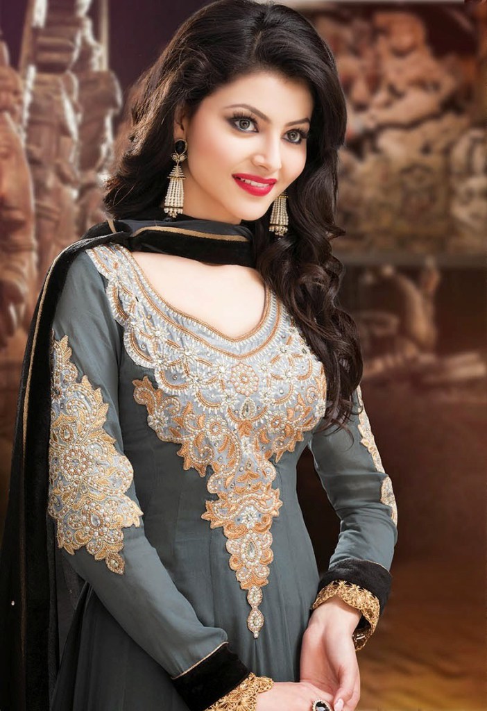 Urvashi Rautela hot Pics