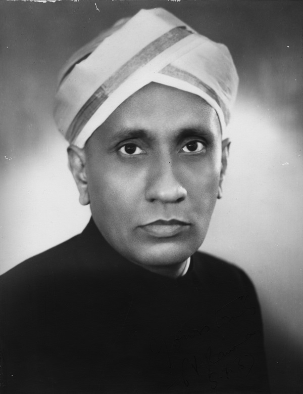 15 Most Intelligent Indians Ever Who Will Inspire Every Fibre Of Your Being 15 Most Intelligent Indians Ever Who Will Inspire Every Fibre Of Your Being
