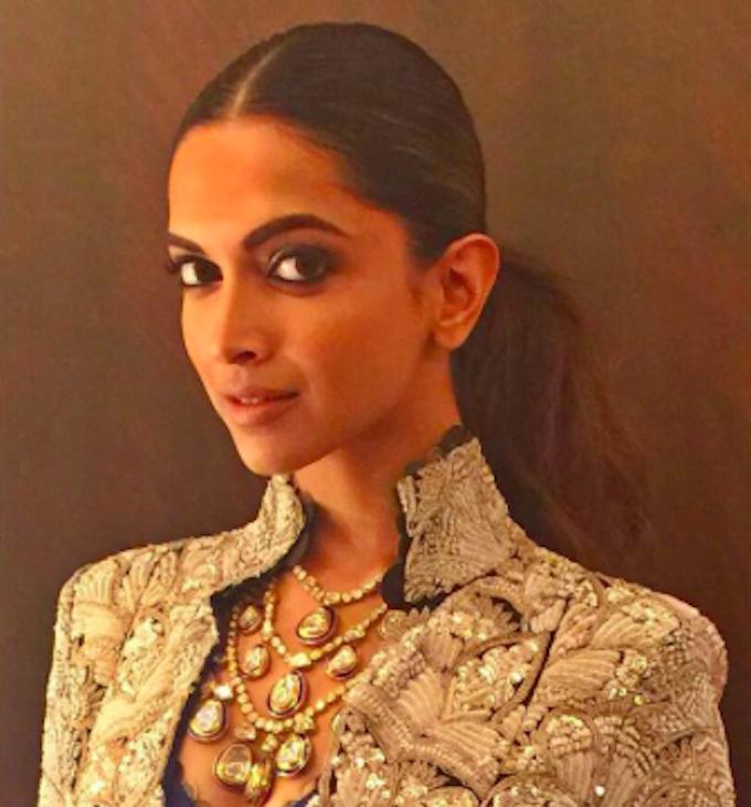 5-celebrity-inspired-hairstyles-for-the-office 5-celebrity-inspired-hairstyles-for-the-office