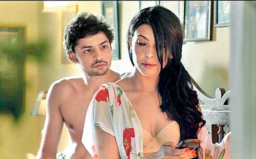 Bollywood-Hot-Scenes Bollywood-Hot-Scenes